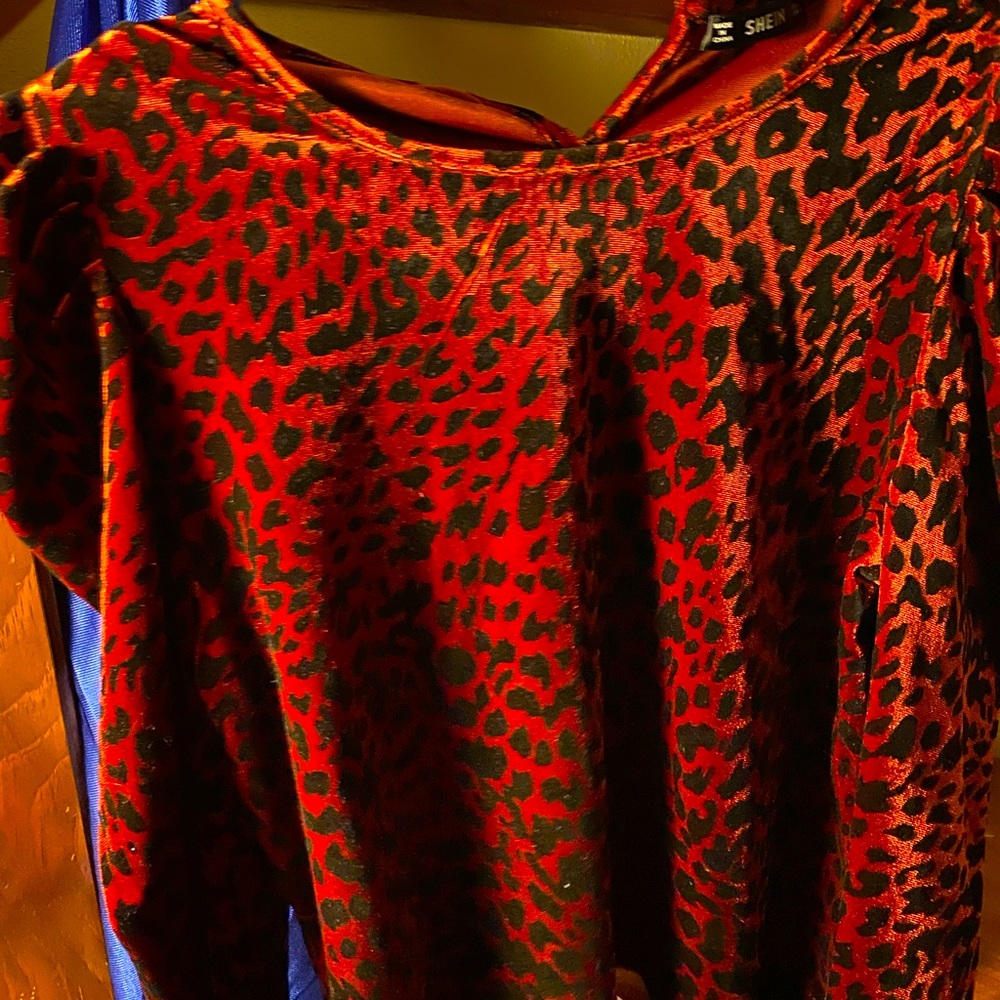 Women’s Blouse